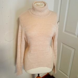 Moda international women's swearter